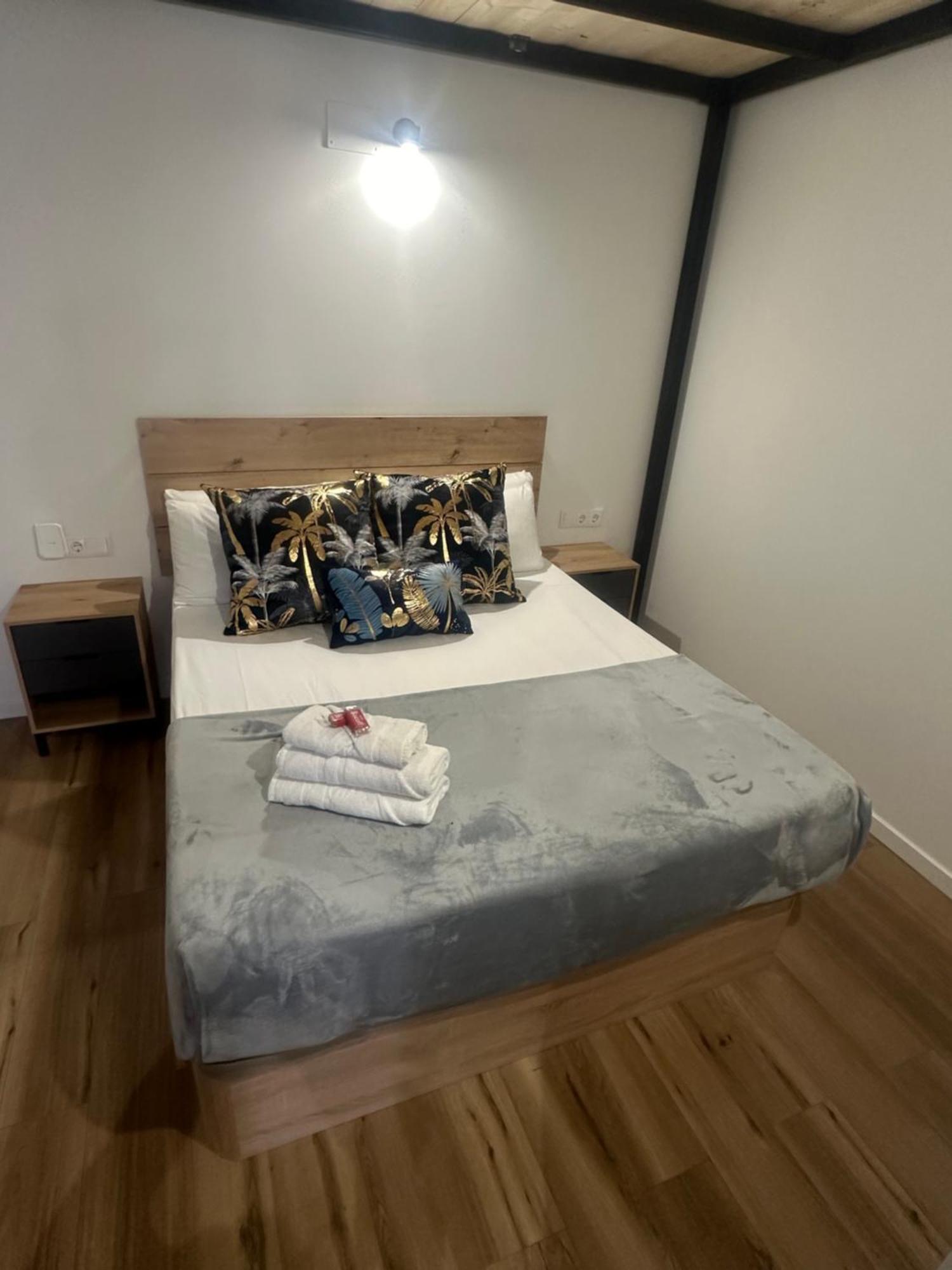 Portobeach Valencia Suites Eksteriør billede