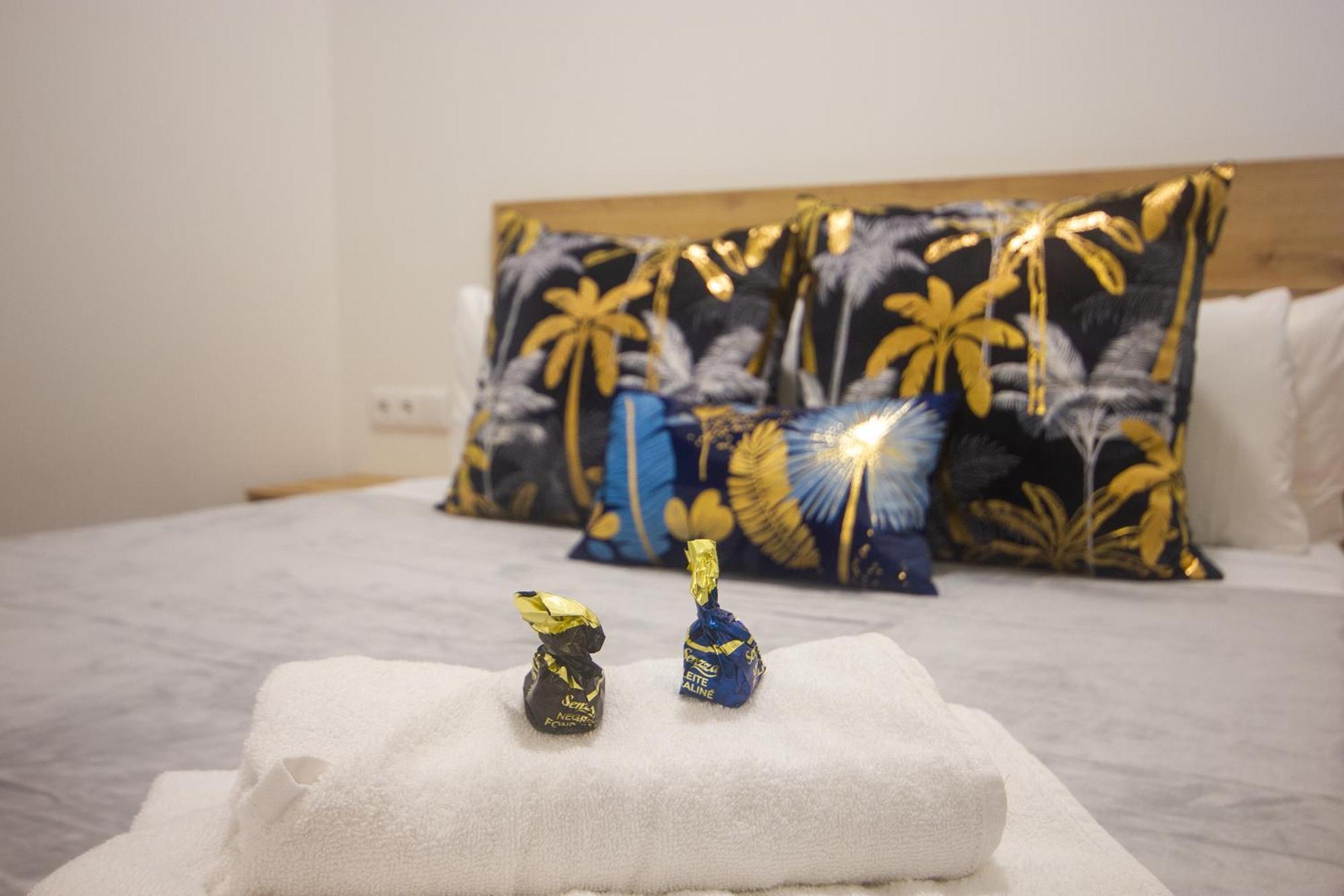 Portobeach Valencia Suites Eksteriør billede